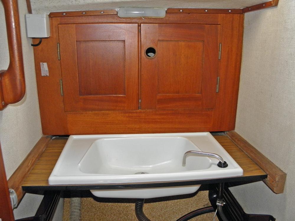 Fore ship, Accommodation